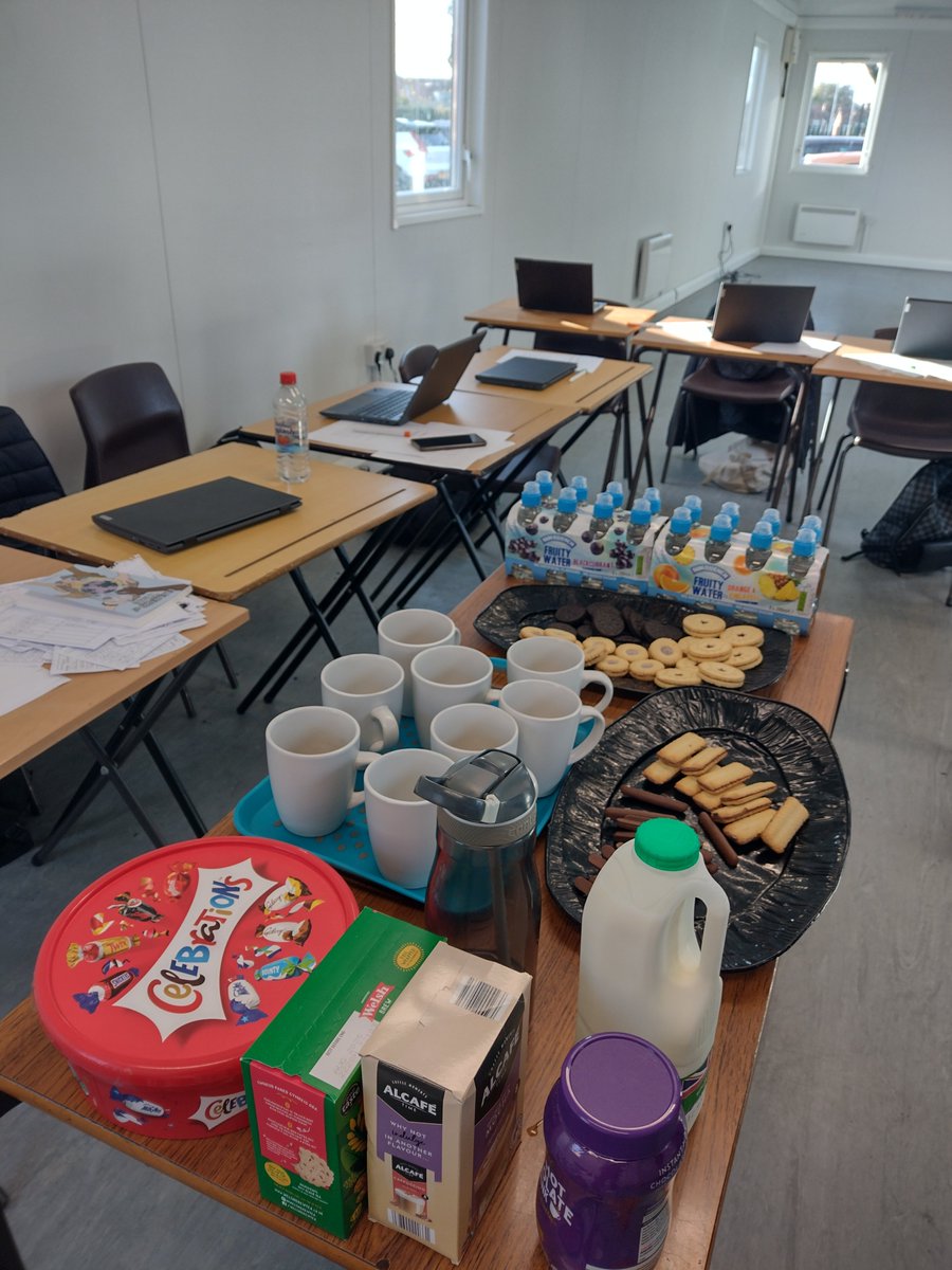 Our young writers at <a href="/RuskinHigh/">Ruskin High School</a> have collaboratively written a brilliant novel in a week. The English staff treated them to hot drinks, biscuits and chocolates to celebrate their achievement. 
<a href="/wwaterwriters/">White Water Writers</a>