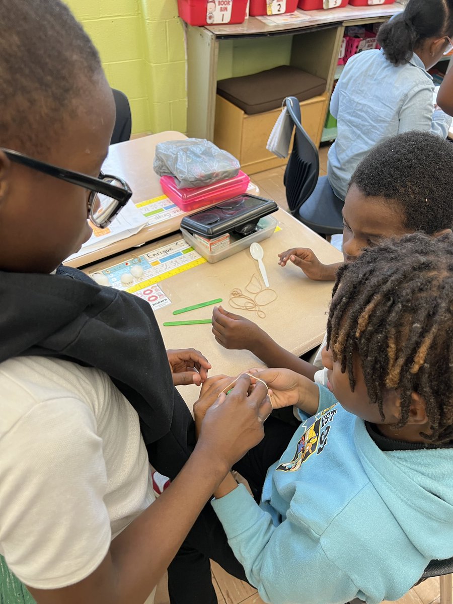 Can you build a popsicle catapult? My kids can <a href="/TiltonSTEM/">Tilton Elementary</a> #stemchallenge