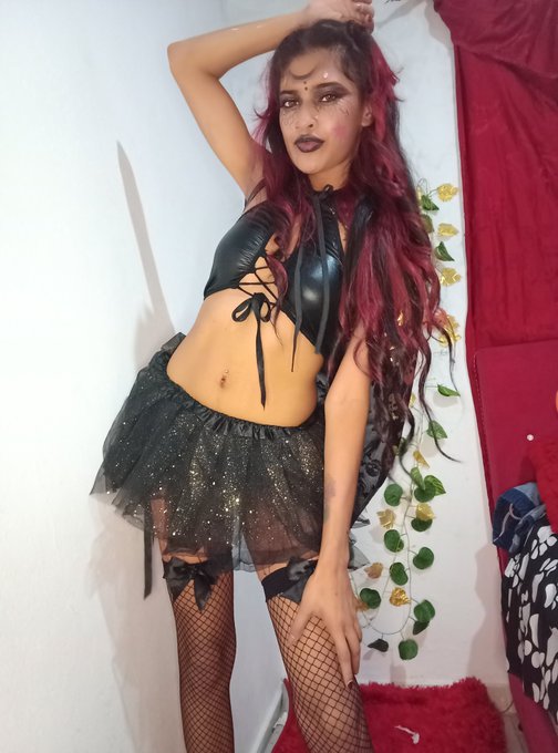#Halloween #HalloweenGirls #kissgate https://t.co/hAdE4O77RX<a href="/tag/halloween"class="tags">#Halloween</a><a href="/tag/halloweengirls"class="tags">#HalloweenGirls</a><a href="/tag/kissgate"class="tags">#kissgate</a>