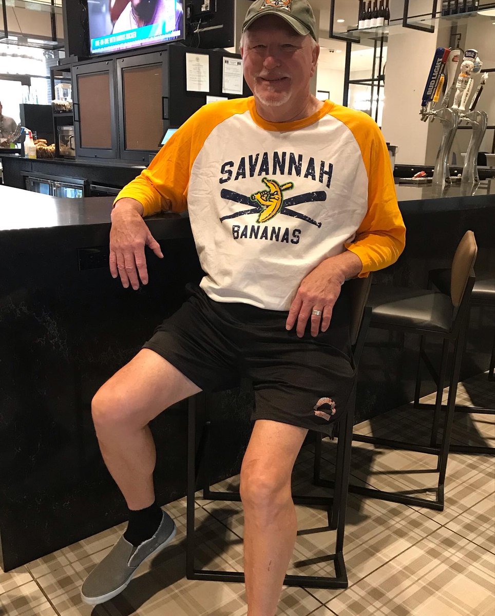 AmyMHancock's tweet photo. @shaunmunoz9 I found a @TheSavBananas fan in Jackson,MS!  Thanks for making me look good because I know you! #itswhoyouknow #heisaHawktoo https://t.co/qpsNRmbuK9