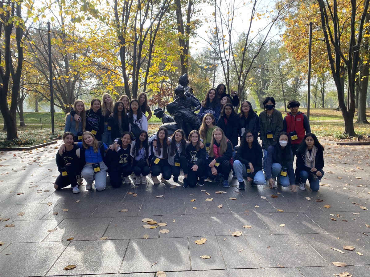 gcpsebastian's tweet photo. Smith Knight 8th Graders explore Washington DC to learn all about our nation’s history during this gorgeous fall weekend @SmithKnights @troyschools #WashingtonDC #knightlife #onetroy  #history https://t.co/q8cEkzAKkx