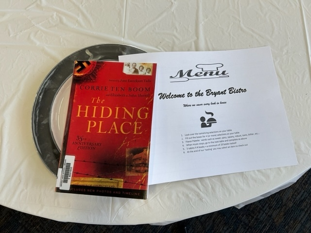 bryanthshornets's tweet image. Welcome to the BHS Bistro, where great reads are always on the menu! Our librarians walked kids through a book sampler to find which ones matched their personal tastes.