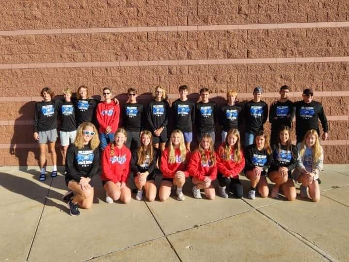 Hboro_SB's tweet photo. Good Luck to @HillsboroXC as they do their thing at State today!! We have the link pulled up and are standing by to cheer loud and proud from the Boro...Get After It ๐ช๐ช &Go Make History!
#borobuilt
#hawkpride
#gowriteyourownstory
#gomakehistory https://t.co/3jBz1GF3xY