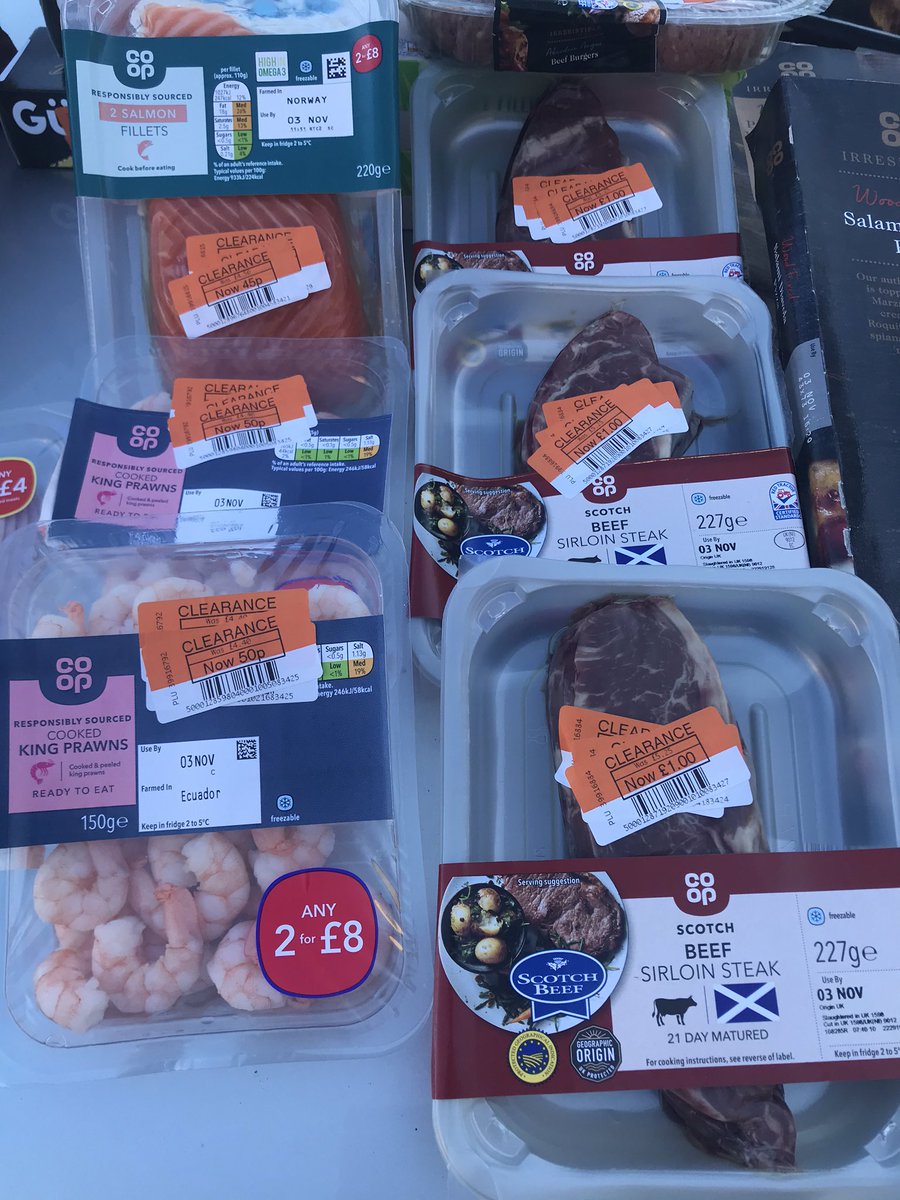 aroundin8's tweet photo. @Dawn4GBYT @claireyfairy1 @Evziewba @BrettMendoza_ @melginge @triedtested_tv @jamieoliver I brought items on Tuesday at 6pm & below was part of last nights shop ! £89 RRP down to £15 & change. People have stopped buying expensive products, so it’s crazy prices on final reductions. #CostOfLivingCrisis #Food #FoodWaste #YellowLabels #Bargain https://t.co/BKYy6EC5vv