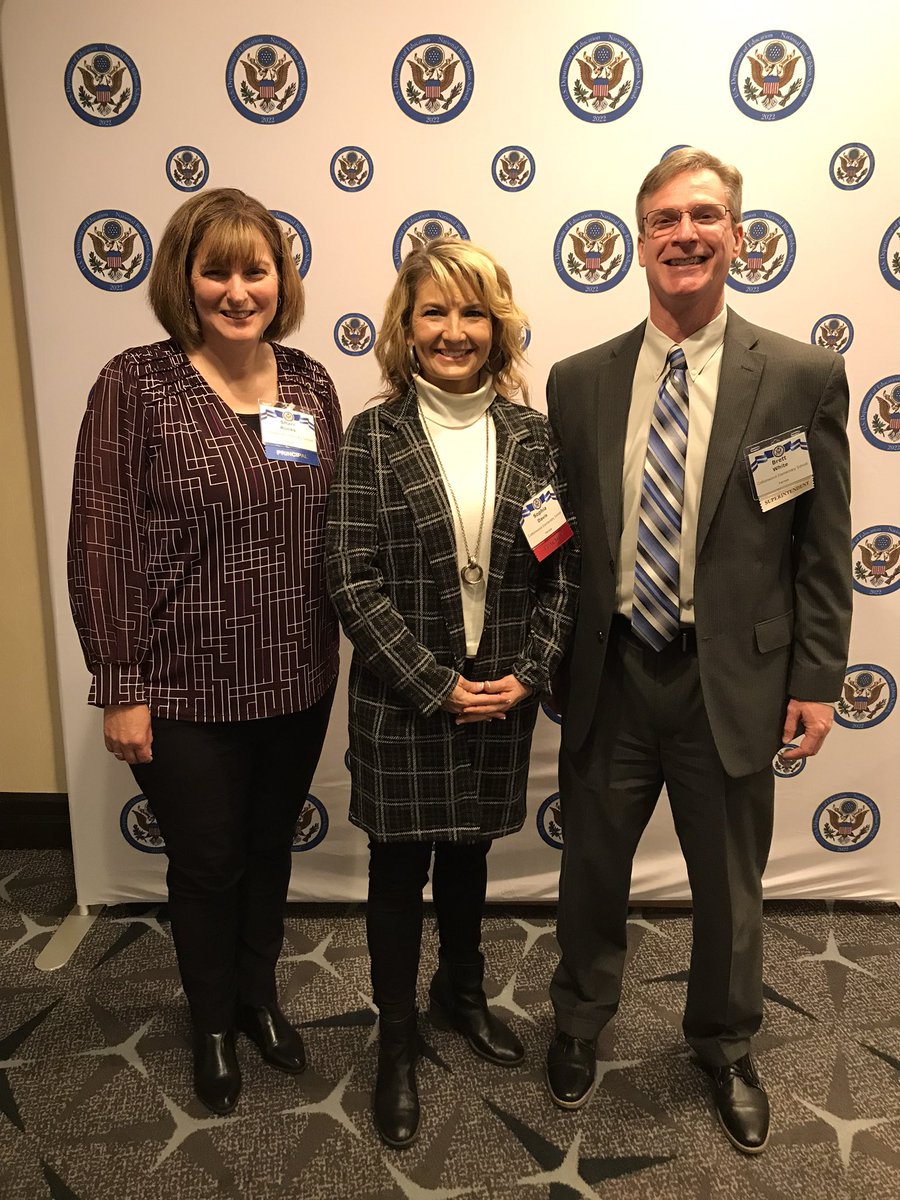 Proud to be with <a href="/Shari31696/">KSU31696</a> and @bwhite385supt representing amazing staff, students and families of <a href="/CottonwoodElem/">CottonwoodElementary</a> at <a href="/NatlBlueRibbon/">National Blue Ribbon</a> in Washington D.C.!