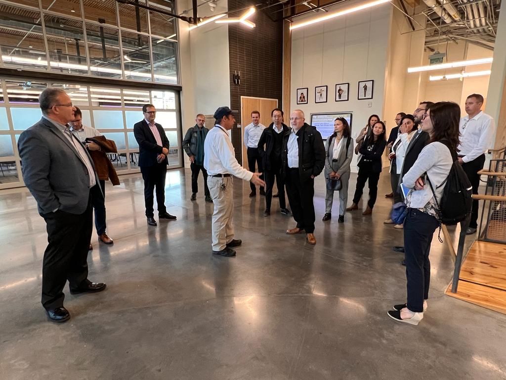 LamiaAllouli's tweet photo. Très belle visite de la Georgia Tech, Atlanta, dans le cadre des Journées FAID/DIGITUS organisées par l'Ambassade de France à Washington DC.

Amazing visit at Georgia Tech, Atlanta within FAID/DIGITUS Days organized by the French Embassy at Washington DC. https://t.co/8hHrZkL8Tq
