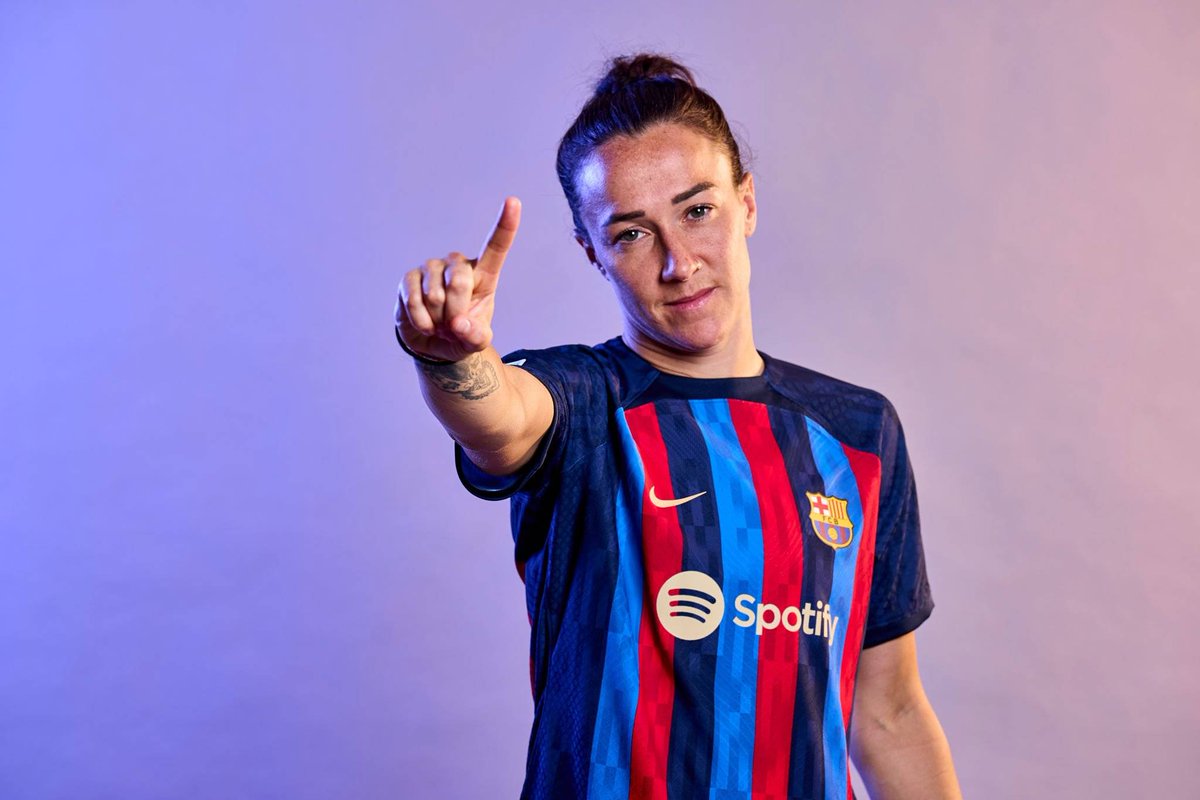 BarcaFem's tweet photo. 🏅Alexia Putellas, Aitana Bonmatí and Lucy Bronze are nominated for IFFHS women's Best Player in the World. https://t.co/FumYo2n0lm