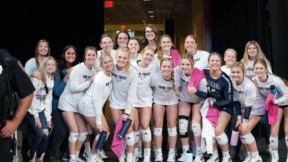 THANK YOU to parents, students, staff, and EVERYONE that supported us through our season. It was such a blast and we are so proud of our girls. Seniors, you will be missed greatly. Thank you for everything you’ve put into this program. And as always.. GO COUGARS!💙