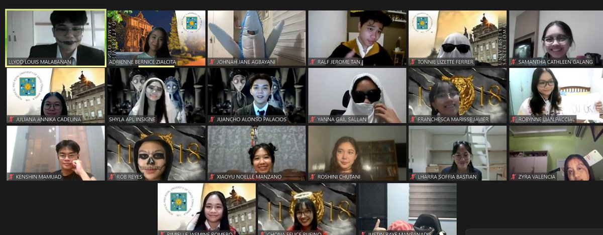 USTSTEM18's tweet photo. SPOOCAKE 💀👀 https://t.co/nB1s1VNmCb