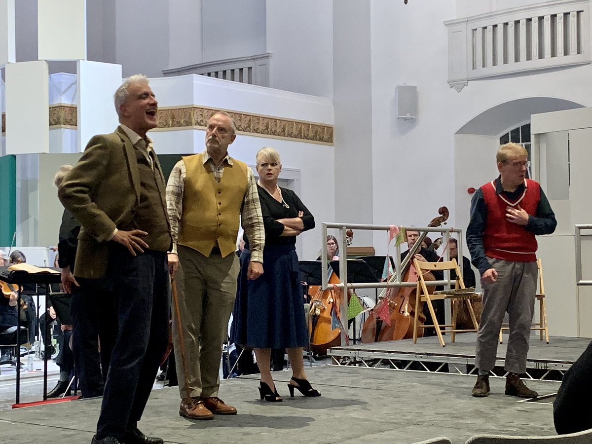 Midsummer Opera tweet media