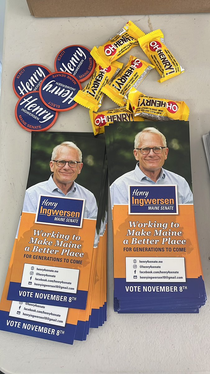 About to canvass in Biddeford. So appreciate whoever included the Oh Henry! bars along with Henry Ingwersen lit. #GOTV