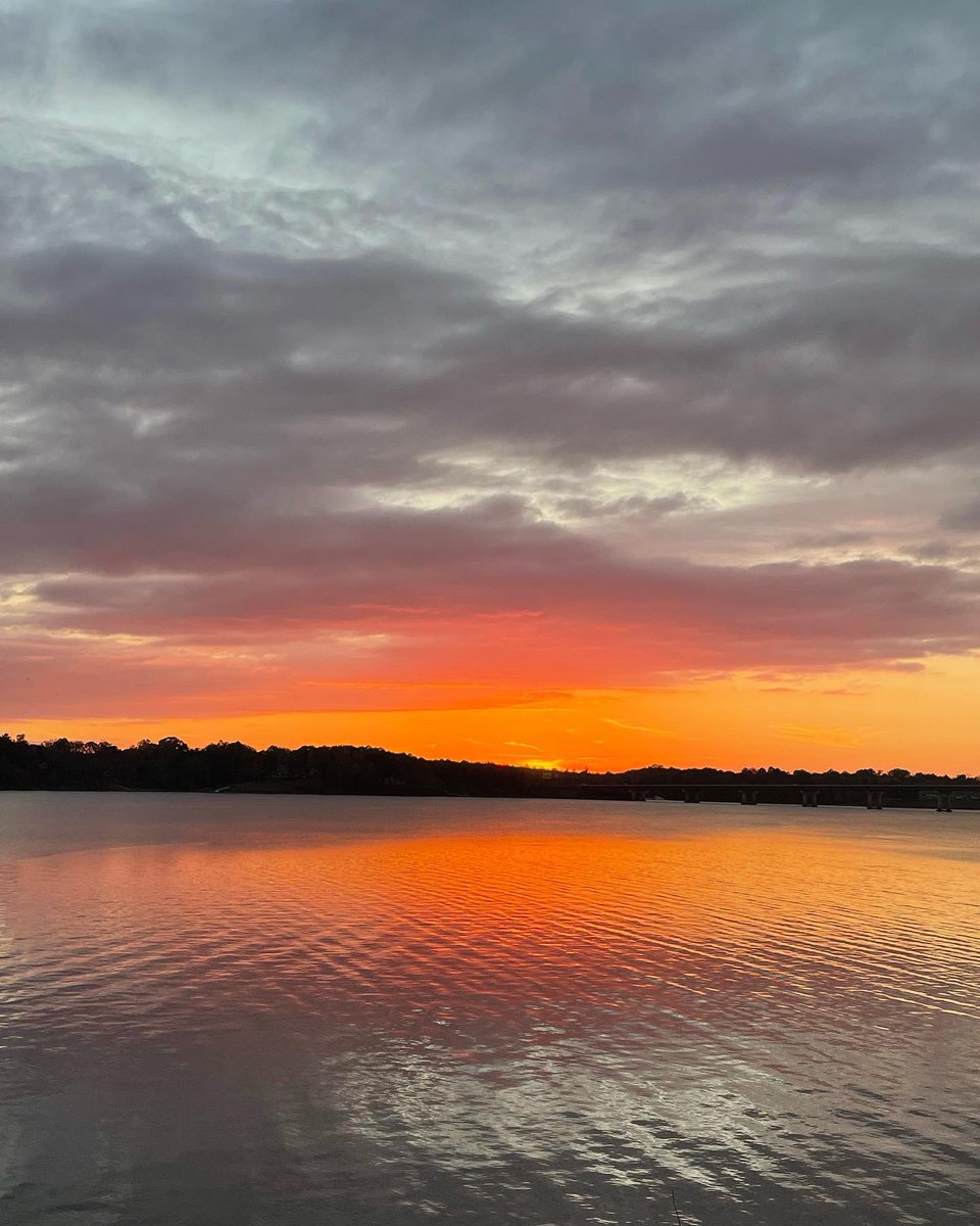 montyart's tweet photo. So thankful to share these beautiful moments with my parents once again at Occoneechee State Park. It has always been a passion of ours to visit and support various @vastateparks to take in all Mother Nature provides while sharing awesome times together. #camplife https://t.co/5ocFfAXm1K