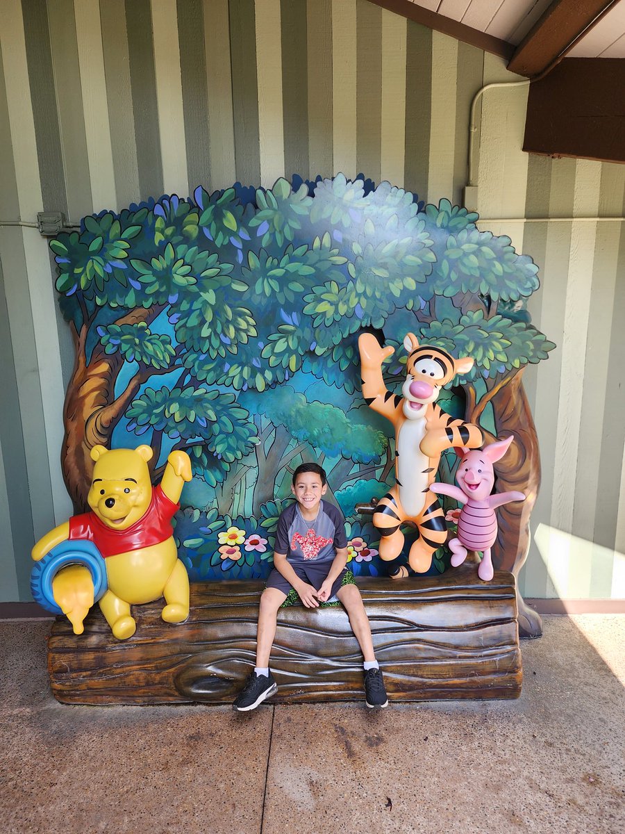 bubbasax's tweet photo. Happy birthday to this amazing boy! 9 years already! #blessed #hito https://t.co/QjEuinUsL8