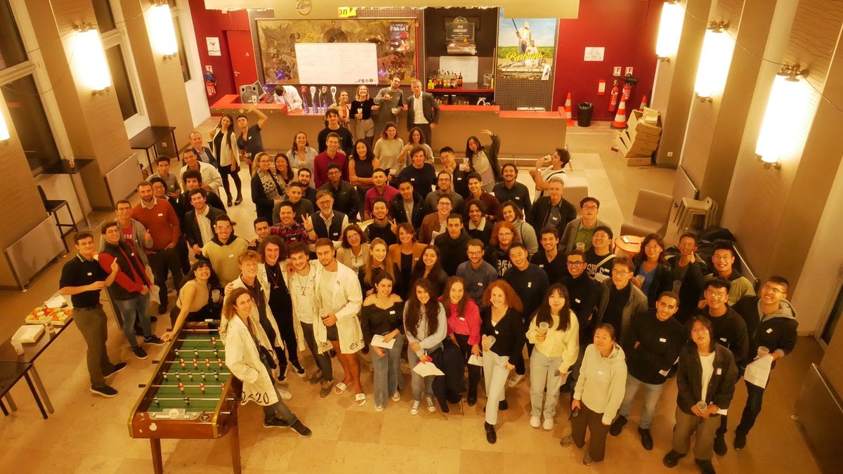 AM_Alumni's tweet photo. Devenez parrain d'un étudiant international en double-diplôme. L’ouverture à l’international est une nécessité pour toutes les écoles d’ingénieurs et un des critères dans les classements des écoles. 
https://t.co/AcFd4VopeP https://t.co/60E7TlPE1w