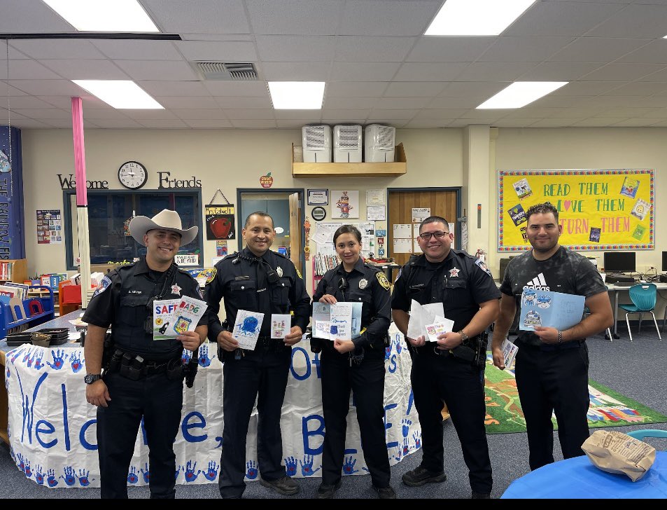 A_Colwell96's tweet photo. It was a great day hearing and supporting our law enforcement! Colby Glass backs the blue! ๐ฎ๐ป๐ฎ๐พโโ๏ธ๐ #OfficersinBlue @NISDGlass https://t.co/QNoMwk8EPV