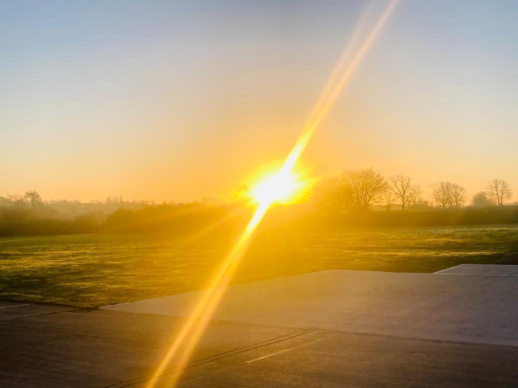 The first frosty morning of the season!! Dr Naveed, CCP Janet and Capt. John had lovely flying weather. Now CCP Karl and Dr Leon are getting ready for a cold night shift on the RRV. Hats and gloves at the ready!!