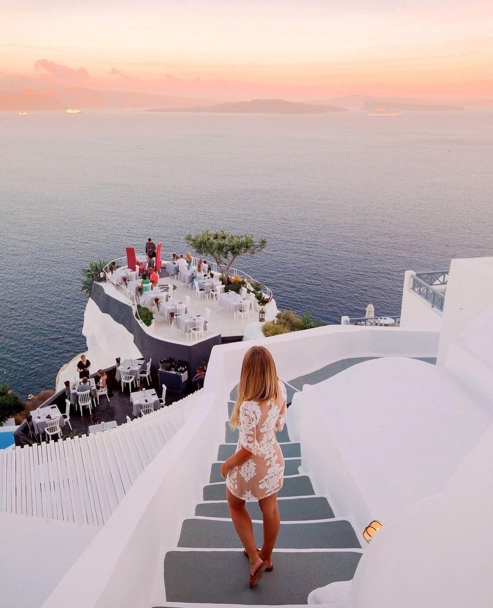TripKeya's tweet image. Santorini Island
Greece 🇬🇷

#santorinichallenge #traveling