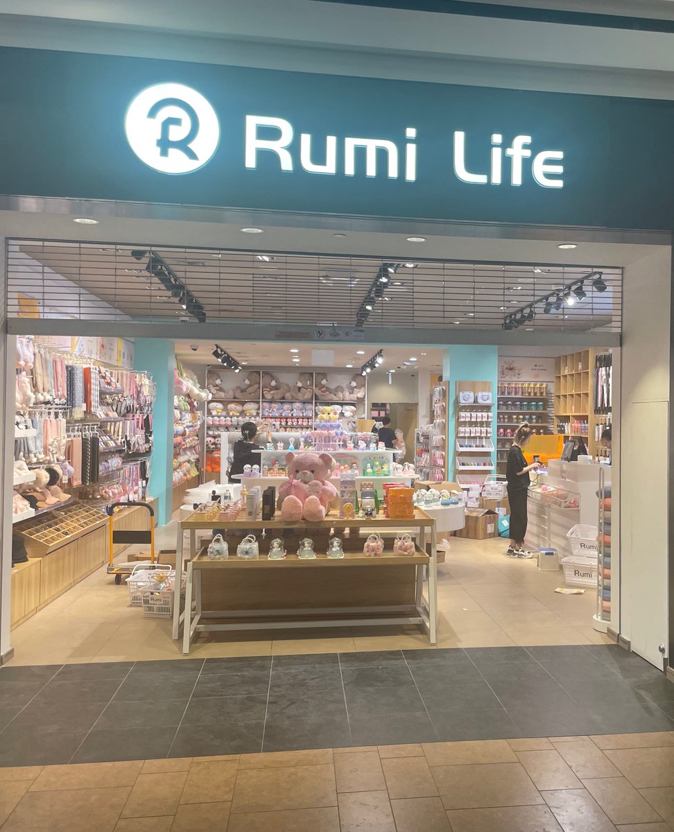 mallatbayplaza's tweet photo. Opening tomorrow, Rumi Life! Stop by tomorrow, located on level 1! See you there! 😎

#mallatbayplaza #bronxmall #bronxnewyork #bronxny #bronxstyle #bronxstrong #bronxbus #bronxtransportation #learntodream #bronxevents #family #lifestyle #mall #shoppingmall #fashion #shop #rumi https://t.co/Fvvj0b1HeL