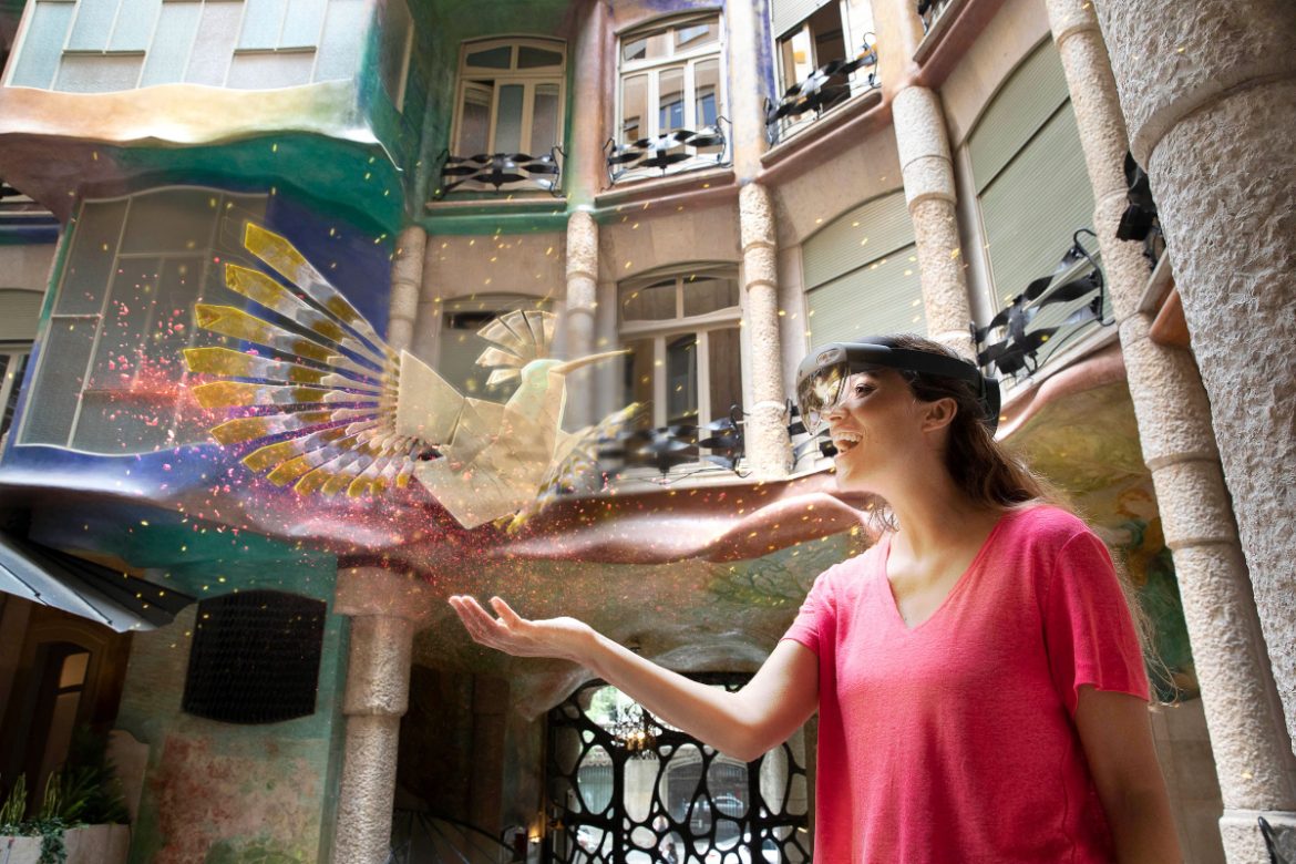 MiradasViajeras's tweet photo. 📺 #MVMagTV40
@FerValmaseda nos propone #Planes para nuestro tiempo de #ocio.
#KiteFest - #Canarias
Exposición #TimBurton - #Madrid
#MagicalVision #LaPedrera - #Barcelona
#Mega. Museo #EstrellaGalicia - #ACoruña
@negocios_tv el 140 @MovistarPlus
👇 #TV
https://t.co/2qwRXTOKkZ https://t.co/tisTEiOZ5Y