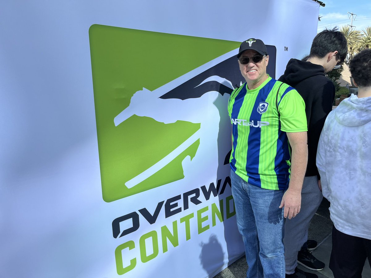 #OWL2022 waiting for the Finals today!  #AnteUp Go Outlaws!!