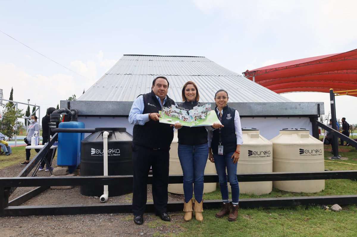 Anaamunizneyra's tweet photo. Agradezco el apoyo del Srio. @Rafael_DiazLeal, del Vocal Ejecutivo de la @CaemEdomex, @jorgejoaquin_, y el acompañamiento del Dir. Gral. de Coordinación con Organismos Operadores de la #CAEM, Noe González Frutis. 

Por el cuidado del agua, #UnidosSí. https://t.co/kHrc2ZqFts