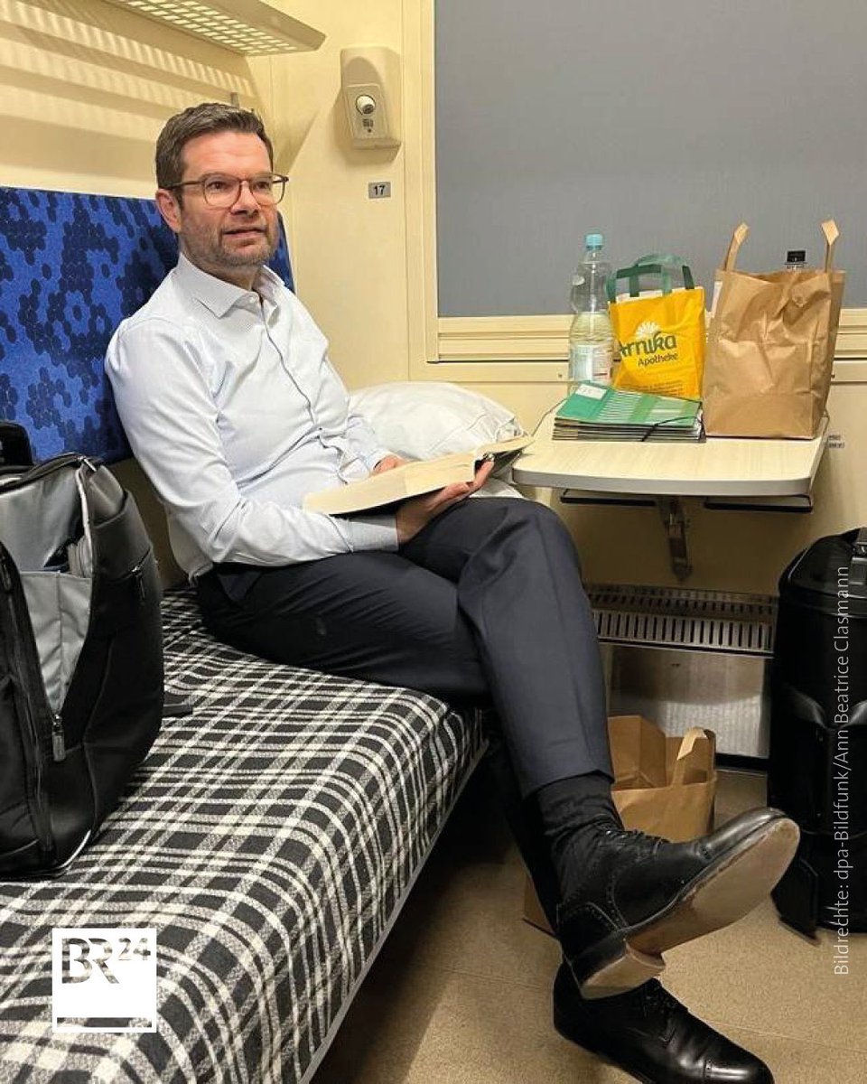 SHomburg's tweet image. EIL++ Alle Maßnahmen sind aufgehoben!

Keine #fdp2maske mehr im Zug. Kitas und Schulen bleiben vorerst offen. Jetzt alle: #LasstUnsWiederLächeln !