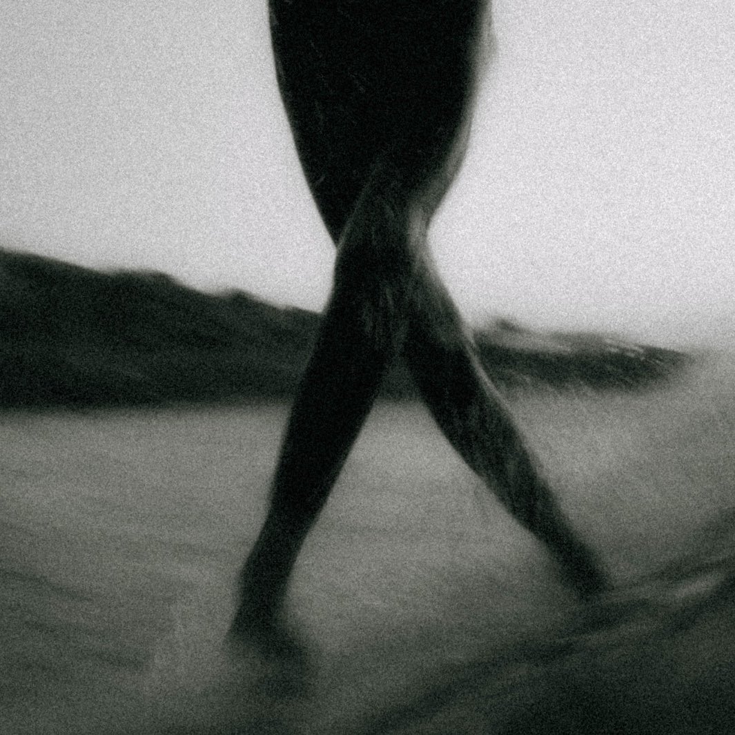 Brontidebg's tweet photo. (2/3) What do you do to feel connected to nature? 

#brontidebg
Image: Marie Pfisterer, Surfers Collective https://t.co/nAgg2t4Vcd