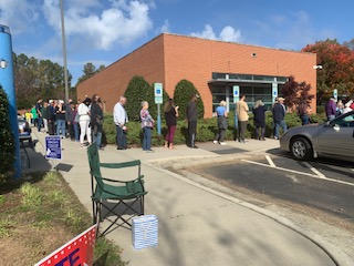 Villaverde4NC's tweet photo. So exciting to see the long lines all day at the Wake Forest early voting location. Wonderful seeing @WingForWake here as well. #ncpol #RedWaveComing @ncgop @NCGOP2nd @wakegop https://t.co/cWYweyTwP9
