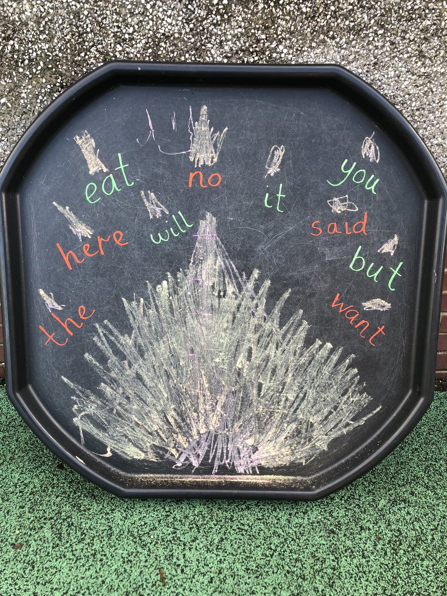 MrsGelston's tweet image. Fireworks themed Tuff tray, super quick and easy to set up. It was a huge hit! 🎇 We used glue, salt and watercolours to create fireworks pictures. 🎆 We enjoyed fire fighter role play to help build our fine motor skills and reinforce sight words. #p1a #p1fun