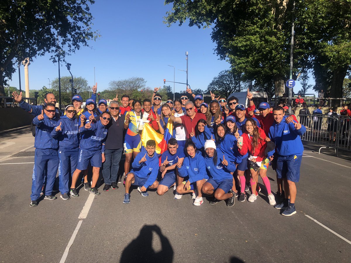 Fedepatincol's tweet photo. COLOMBIA CAMPEÓN MUNDIAL DE PATINAJE DE VELOCIDAD 

Es el título número 19 para Colombia en historia del patinaje y el número 12 de manera consecutiva

@OlimpicoCol @MinDeporteCol @infopresidencia @CentroDepRcn @WinSportsTV @60Mtos @colombiasports  @WorldSkate_news @RTVCnoticias https://t.co/LtGczdhrL4