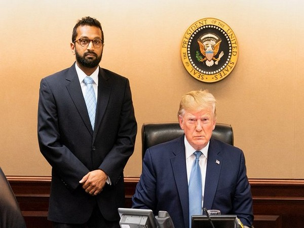 ani_digital's tweet photo. US: Trump advisor Kash Patel testifies before jury in Mar-a-Lago papers case

Read @ANI Story | https://t.co/A8k2BAVuvs
#Trump #MarAlago #KashPatel #PaperCase https://t.co/HggSDtw0cx