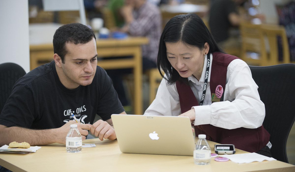 cpplibrary's tweet image. For the first-gen week, we are highlighting library services that will help you. The first one is our FREE research consultation where you talk with a librarian, and then they develop a strategy based on your needs: cpp.edu/library/refere… #CelebrateFirstGen #IAmFirstCPP