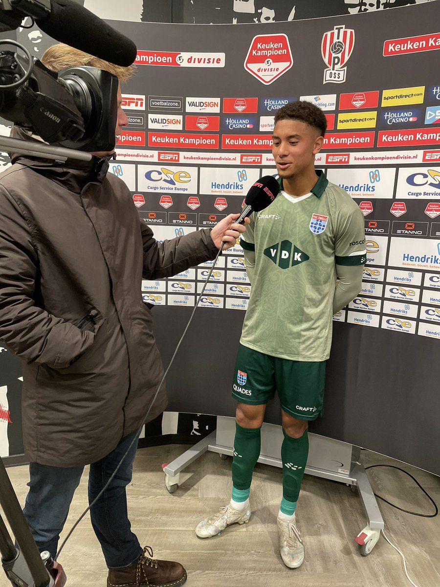 PECZwolle's tweet photo. DC: ,,Dit was natuurlijk een droom die uitkwam. Ik speel mijn hele jeugd al bij PEC Zwolle. Mijn eerste goal, echt hartstikke mooi."
#toppec #peczwolle https://t.co/u72KZroeMz