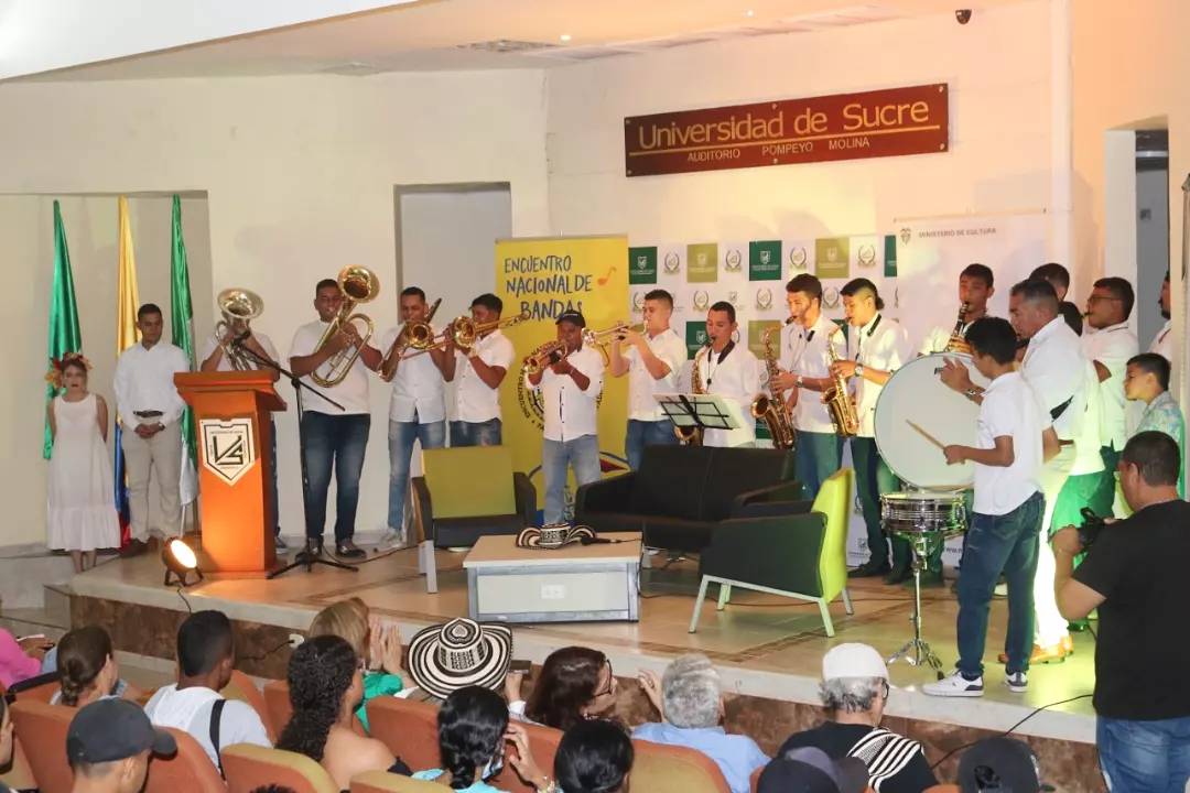 Unisucre's tweet photo. 🥁 Foro: Importancia de la música de viento tradicional en las nuevas generaciones “El Porro es de todos, incluyente y Social”. https://t.co/JUidWQEM30

Transmisión de la emisora @Unisucrefm1008

#EducaciónConCalidad #UnisucreAcreditadaEnAltaCalidad https://t.co/Kb7t824TWZ