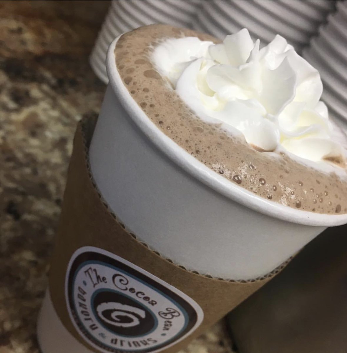 TheCocoaBean's tweet photo. A little shocked by the cold!?🥶 We gotcha covered! Try our Milky Way Hot Chocolate! It’s amazing😁 we have Oatmeal Creme Cupcakes today and Twix Specialty Cookies. Open till 10 p.m! https://t.co/G2tytm5whh