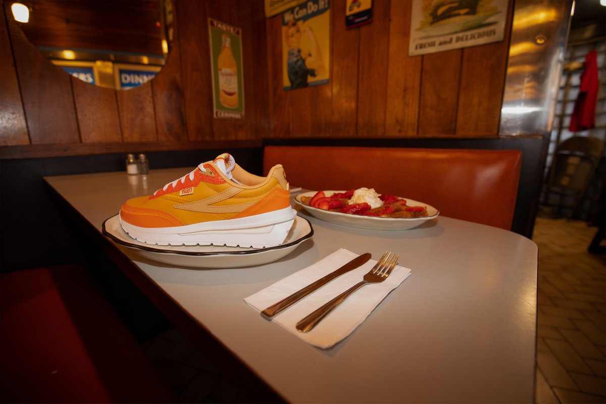 FILAUSA's tweet photo. 🧑‍🍳ORDER UP!👩‍🍳 FILA Renno x FLAN, the perfect balance between sweet and savory. Now serving at https://t.co/qSpWVBERRe https://t.co/QsHiwyO1XC