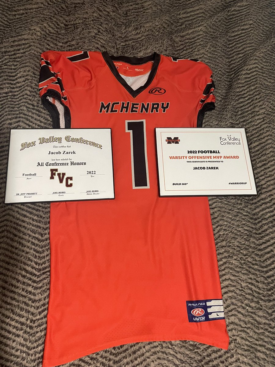 jacob2005wr23's tweet image. I wanted to say thank you to everyone that has supported me all this way! I am honored to have earned FVC All Conference, Offensive MVP this past season. Onto the next journey! @McHenryFootball @coachbeard @CoachBurm10