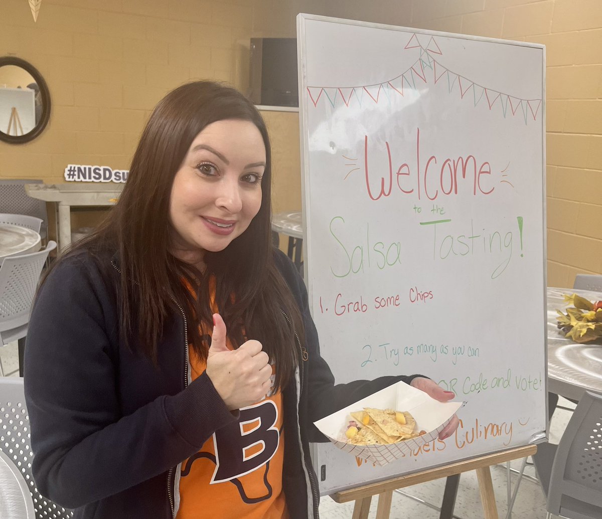 Bronco_Guidance's tweet photo. Who helps counselors when we’re crying?! 🥵🔥Perk of today was tasting delicious &amp; creative salsa recipes made by our amazing culinary students🧑🏻‍🍳 #friyay #salsacontest @BroncoCulinary  @NISDCounseling https://t.co/buKePUyfRl