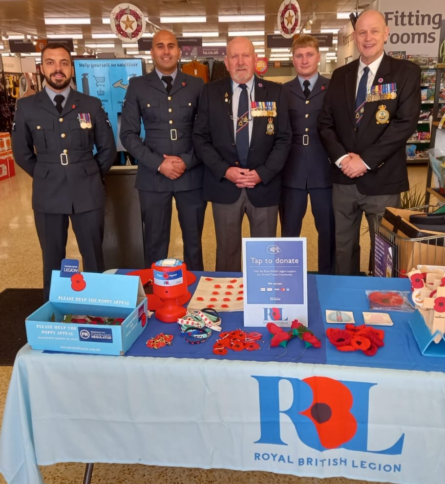 TacticalSupWing's tweet photo. Once again the Aviators from @TacticalSupWing and past Members representing the @RAFSC_TSWAssn joined forces to raise money for the @PoppyLegion in Stafford @Sainsburys. Thank you to all the public and staff for your support. #poppyappeal #supporttostrike https://t.co/lPvyJfRqgr