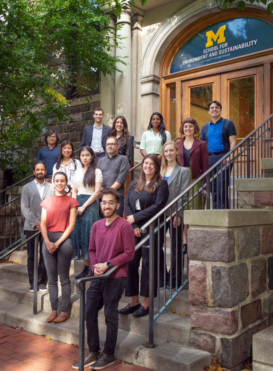 UMSEAS's tweet photo. Excited to see students from #UMSEAS @fordschool @TaubmanCollege @MichiganRoss @umclasp &amp; @umichNERS heading to Egypt for the UN's @COP27P  climate summit. These student leaders are advancing climate action today, so we can have a better tomorrow #COP27 https://t.co/uQA2Q76mje