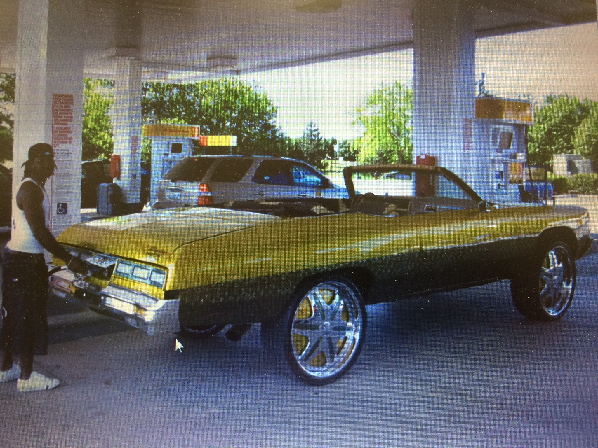 Happy 40th birthday to Devin Hester, shown here fueling up in Lake Forest during his playing days. 