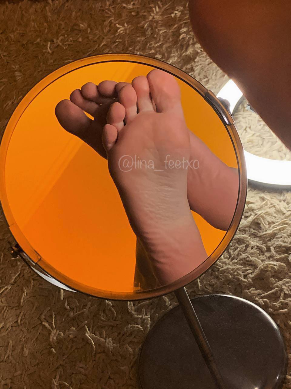 mmhhhh-feet-on-twitter-they-are-so-sweaty-feet-feetfethish