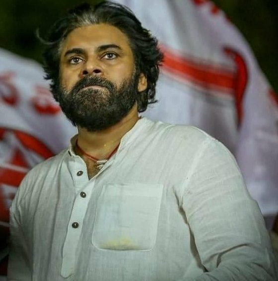 ians_india's tweet photo. Actor-politician #PawanKalyan said that the YSR Congress Party (#YSRCP) government in #AndhraPradesh will collapse soon.

@PawanKalyan https://t.co/0CIyXbkQc2