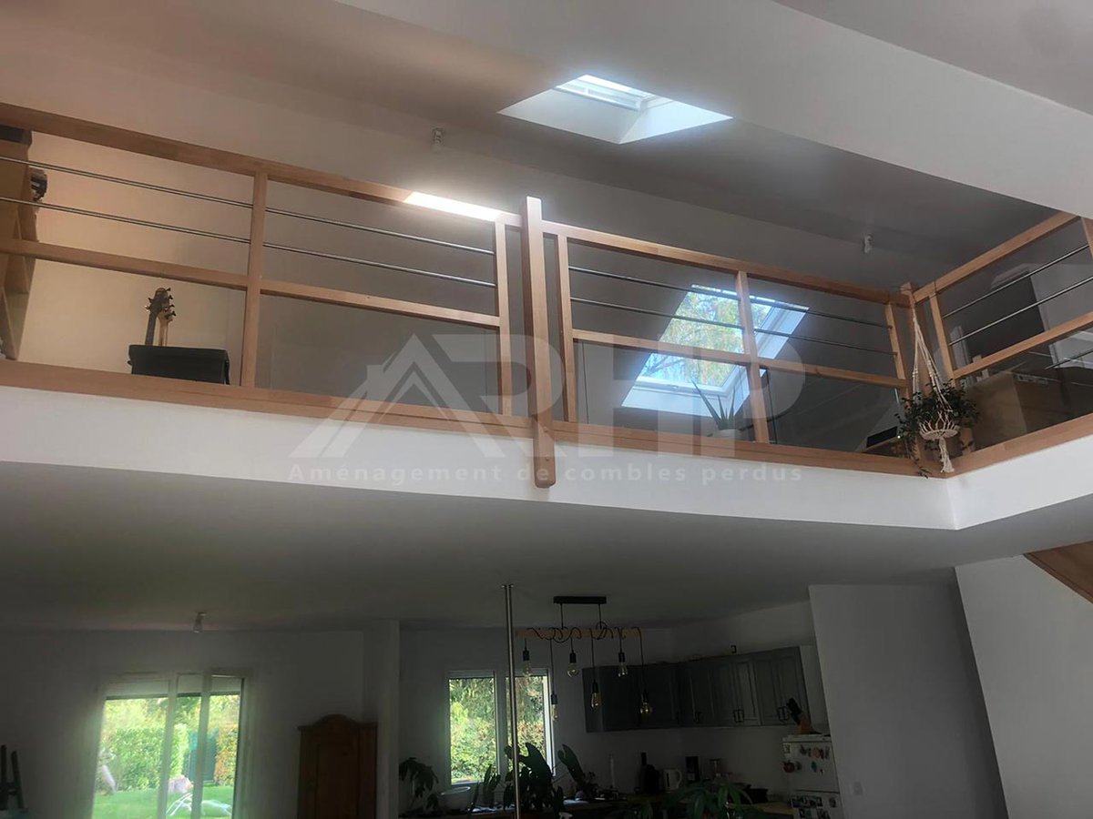 RhpCombles's tweet photo. Faible hauteur ? Pente à 35° ? Vous ne pensez pas pouvoir dégager suffisamment d'espace pour créer les pièces de vos rêves ? Détrompez-vous !

Vous en rêvez ? Demandez votre étude gratuite sur : https://t.co/iDa0t7Waep

#AmenagementCombles #Combles #ComblesAmenages https://t.co/N9iv4cdPQa