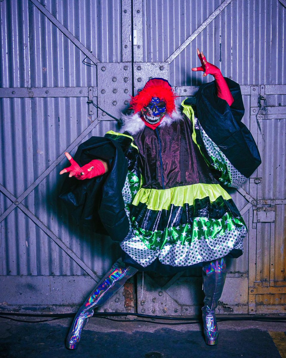 eumamonna's tweet photo. não meus amores, mas isso aqui foi um ACONTECIMENTO
HALLOWEEN MEETS CARNIVAL 💀
Fenty Hannah para #VdeViadao https://t.co/Oaodukt6Zr