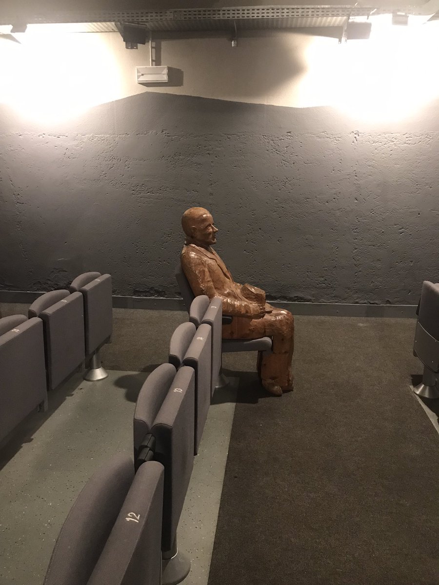 FilmFan1971's tweet photo. Statue of James Joyce in the Teatro Miela. Apparently it’s been there for over 20 years. @tsplusf #tsplusf https://t.co/1sZZVUMZI7