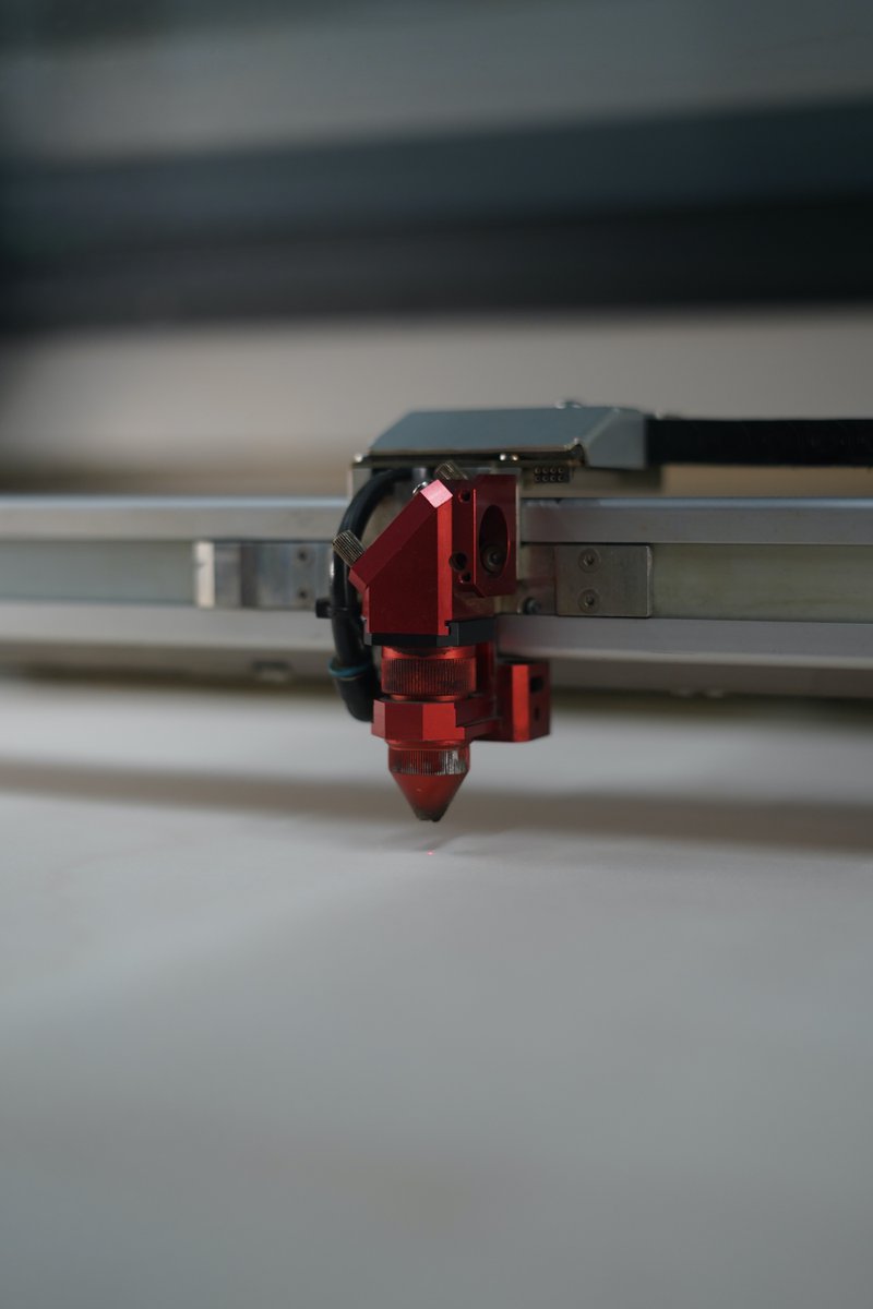supsi_ch's tweet photo. Questo pomeriggio il super team del Fablab, con Serena Cangiano, Sofia Petraglio e Matteo Subet, ha realizzato un gadget personalizzato tagliato a laser per tutti i partecipanti come ricordo di questo #GlamHack22
@opendataCH
@profeta_g
@iopensa
#GH22
https://t.co/Jh1QLZdFML https://t.co/rBQm3dhGnk