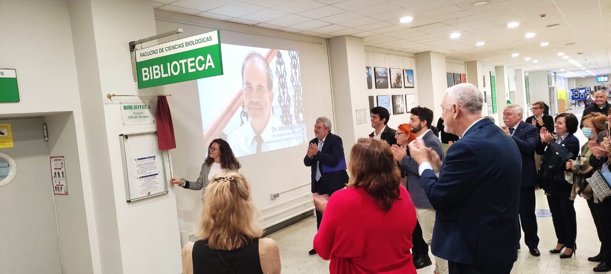 RSocEspHistNat's tweet photo. Algunas imágenes del acto de homenaje a Alfredo Baratas en la @BiologiaUcm https://t.co/XozwiE6R6N