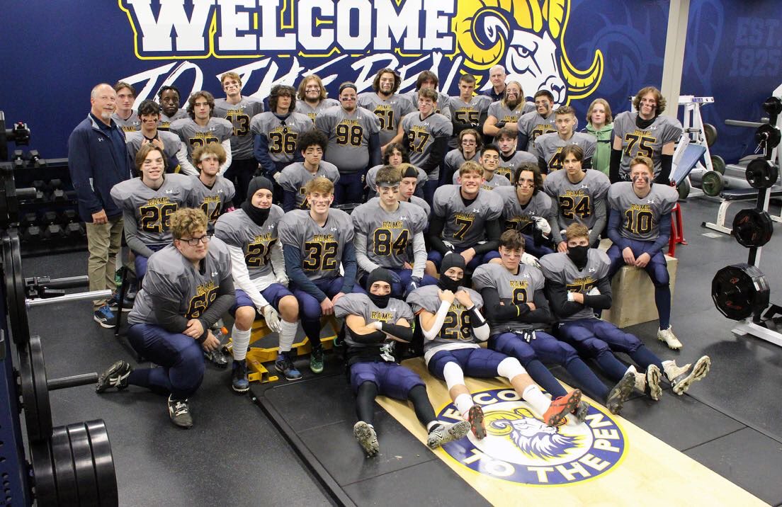 wesmclennan's tweet photo. So thankful for @SJHS_RAMS for an amazing high school career. Thank you coach Ursic for being a great mentor and head coach. Big thank you to @Aaron_Geisler for believing in me and making the last two seasons ones to remember. Roll Rams 💛💙✌🏼 #7out https://t.co/XhtAPVoXXq