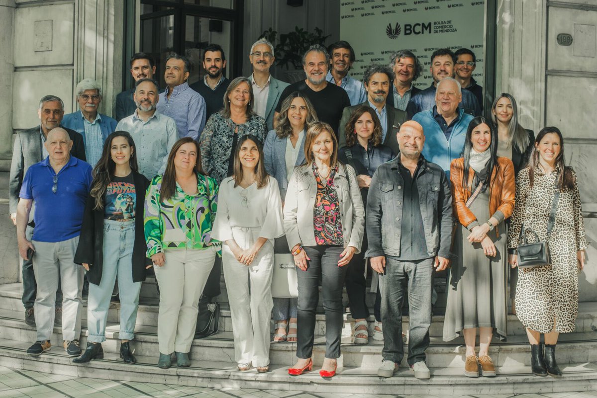 Gracias al jurado de expertos de la industria gráfica y vitivinícola, periodistas y enólogos que nos acompañaron en esta edición 2022. #BCM #80Aniversario